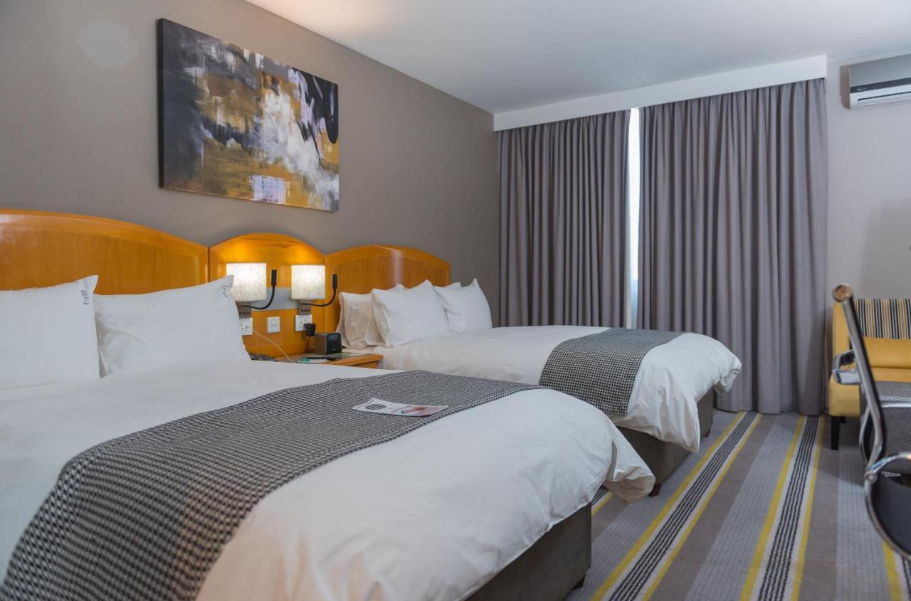 Holiday Inn - Mutare By Ihg Esterno foto