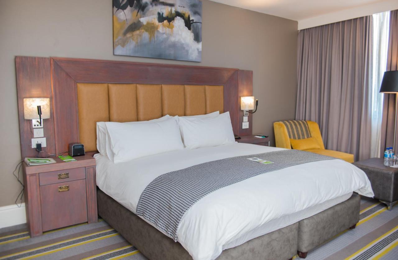 Holiday Inn - Mutare By Ihg Esterno foto