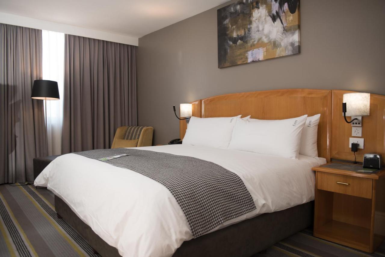 Holiday Inn - Mutare By Ihg Esterno foto