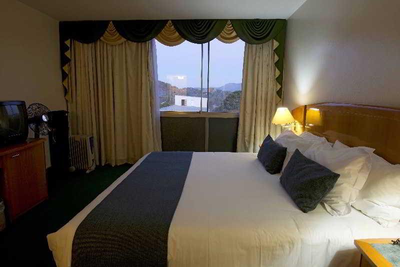 Holiday Inn - Mutare By Ihg Esterno foto