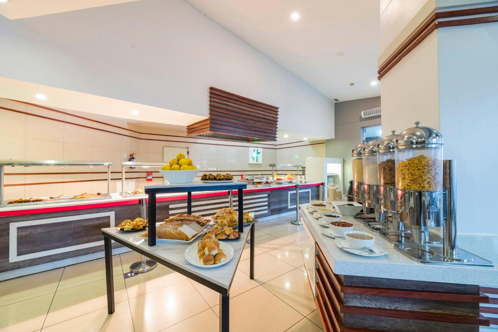 Holiday Inn - Mutare By Ihg Esterno foto