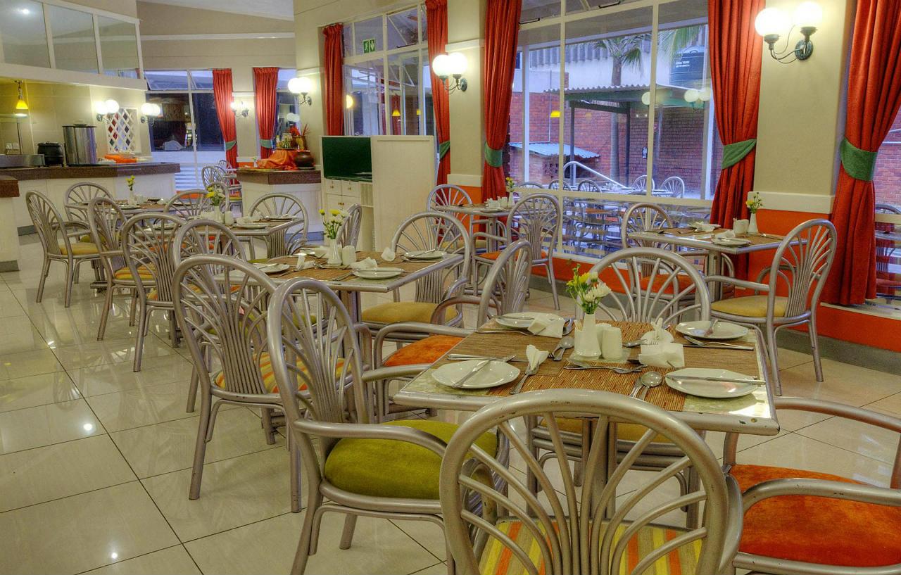 Holiday Inn - Mutare By Ihg Esterno foto